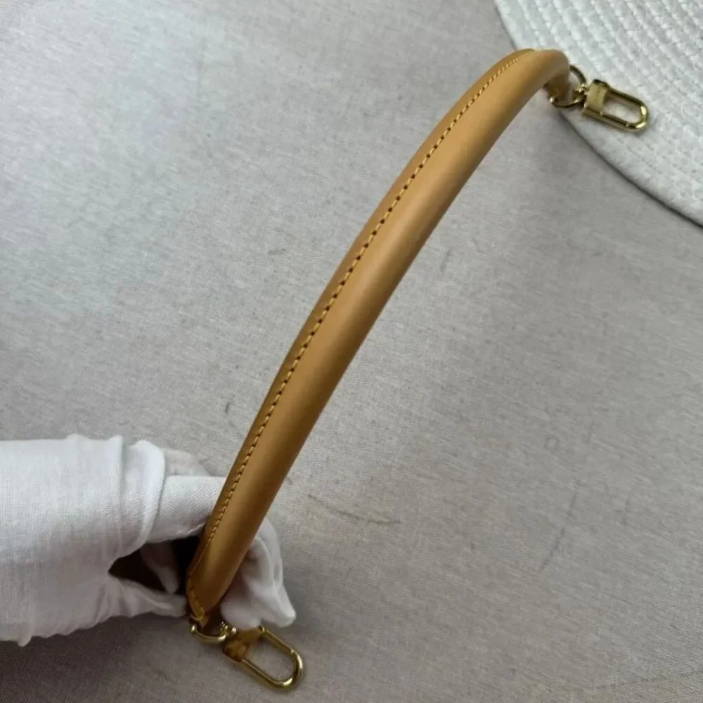 Louis Vuitton Women Pre-Loved Bag Brand New Condition